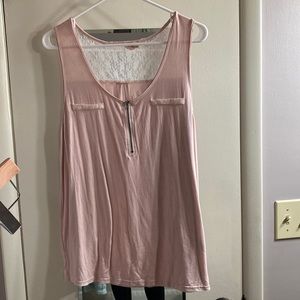 Womens size medium top.